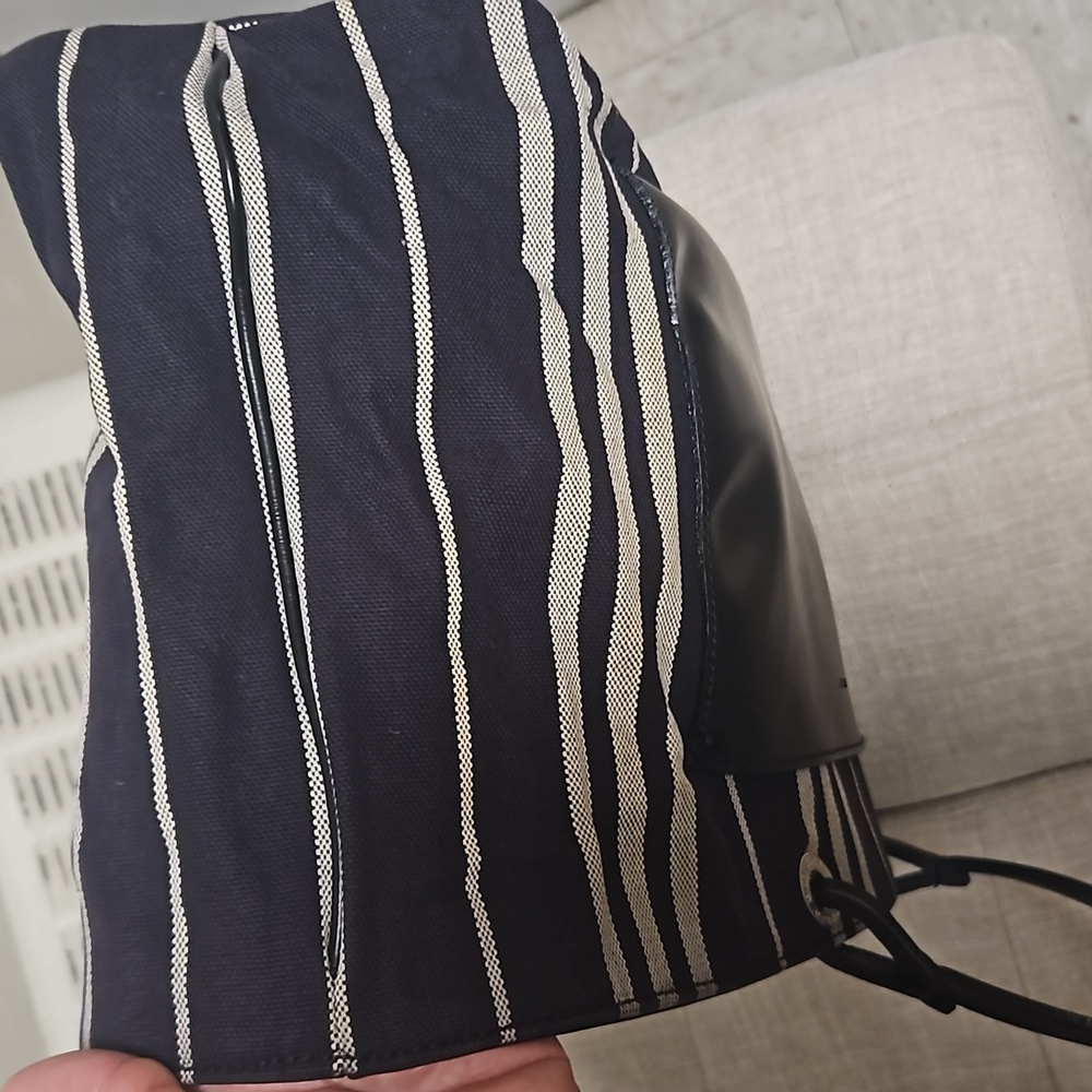Burberry Bag - Picture 7 of 11